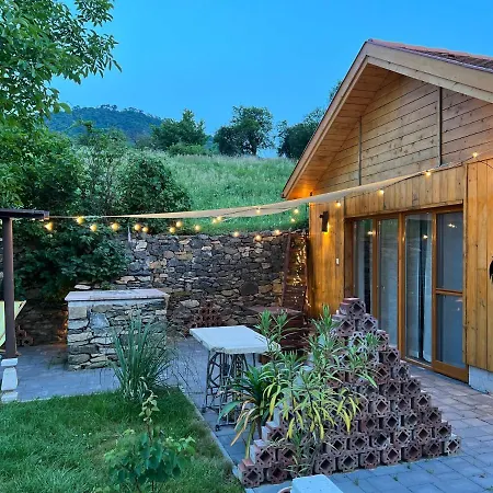 Sarkanyok Haza Vendeghaz - House Of Dragons * Raposka