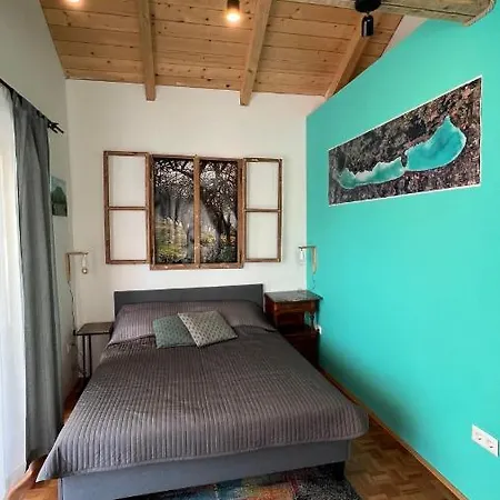 Sarkanyok Haza Vendeghaz Jakuzzival - House Of Dragons With Jakuzzi Holiday home Raposka