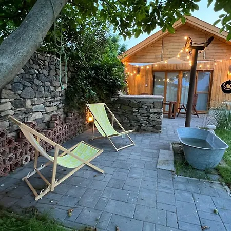 Sarkanyok Haza Vendeghaz - House Of Dragons Raposka